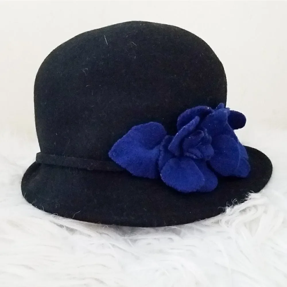 Complit by Marisa vintage style hat